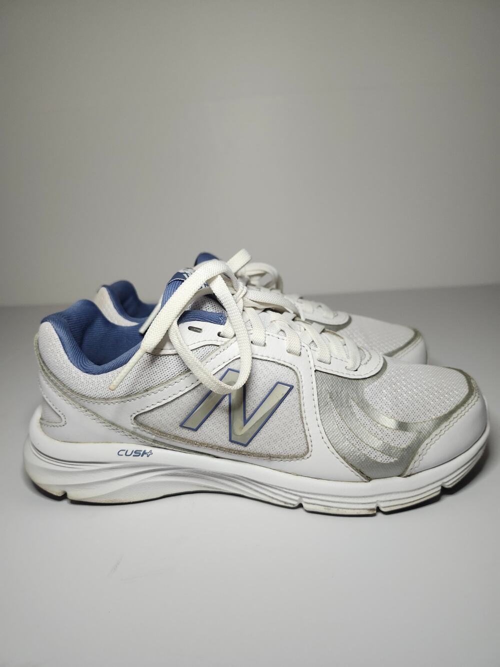New Balance 496v3 Women's White Blue Sz 6.5 Walking Sneaker Sporty